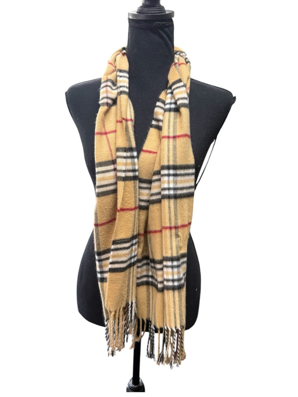 V FRAAS Camel Plaid Scarf Tan Black Red Fringe Classic Preppy